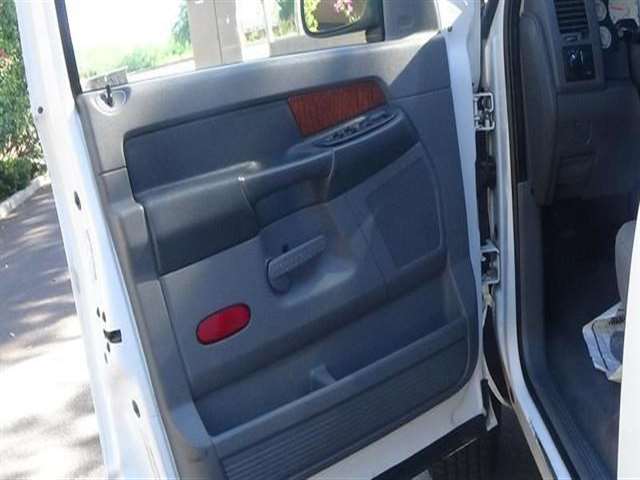 2006 Dodge Ram Pickup 2500 